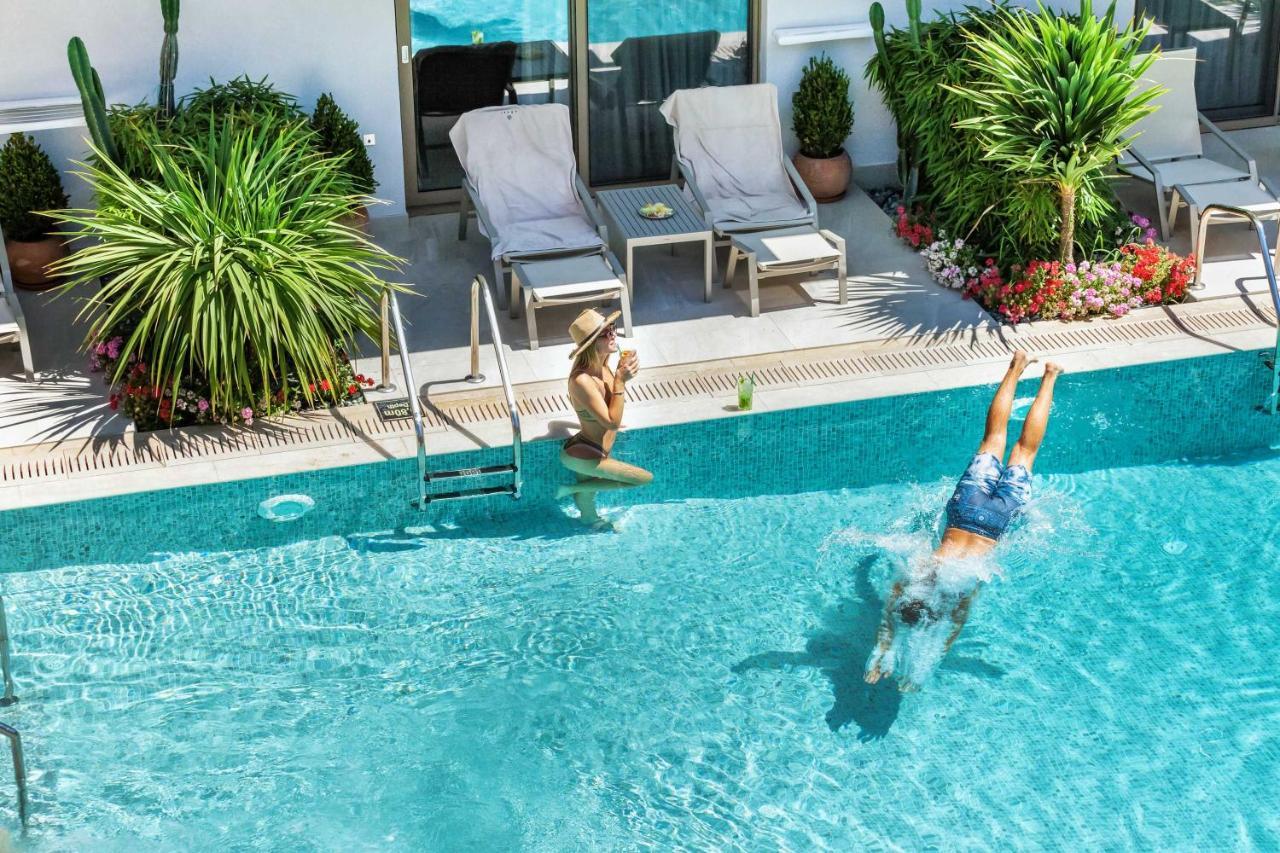 Pefki Deluxe Residences Пефкохорі Екстер'єр фото