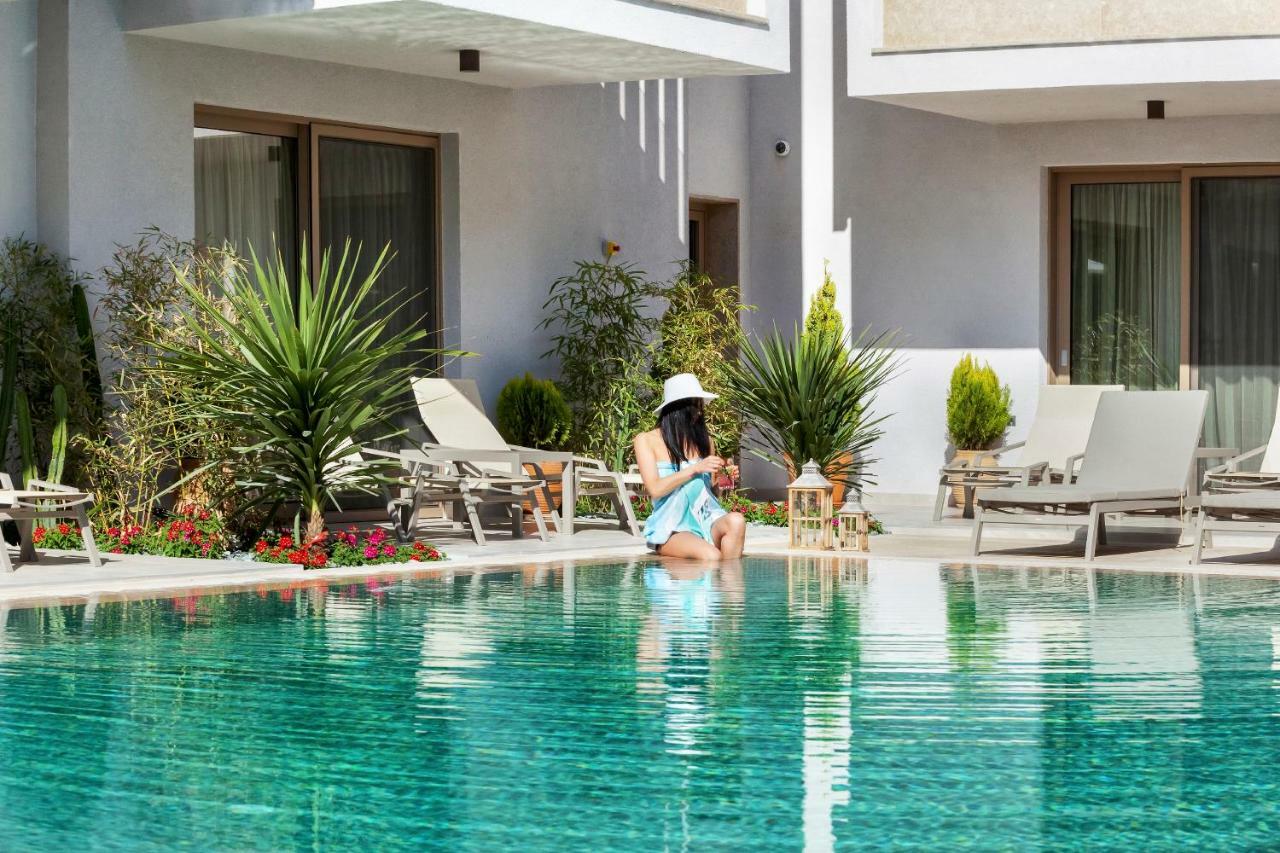Pefki Deluxe Residences Пефкохорі Екстер'єр фото